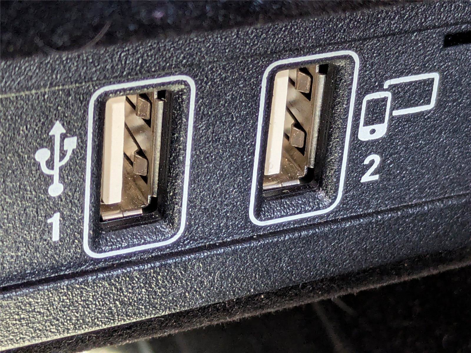 Used 2019 Mercedes-Benz S 560 Sedan image 25