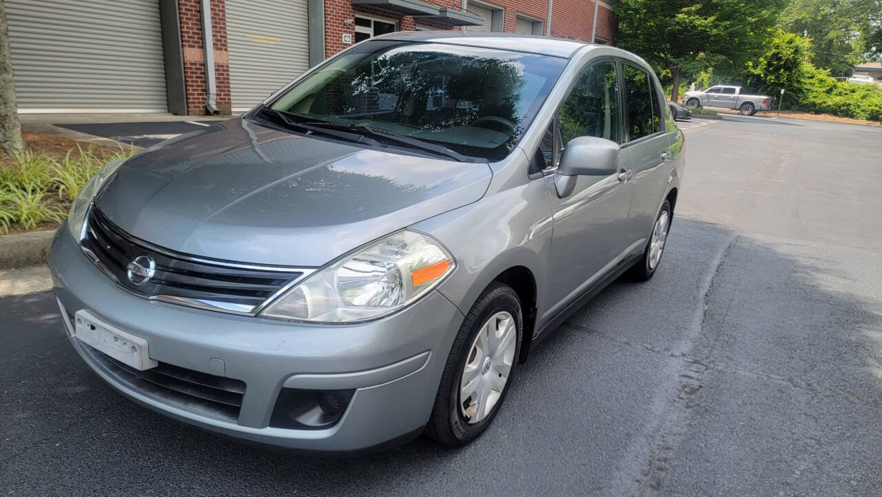 Used 2010 Nissan Versa 1.8 S w/ PWR Plus Pkg FWD image 2