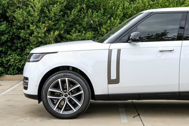 New 2026 Land Rover Range Rover SE AWD/4WD image 17