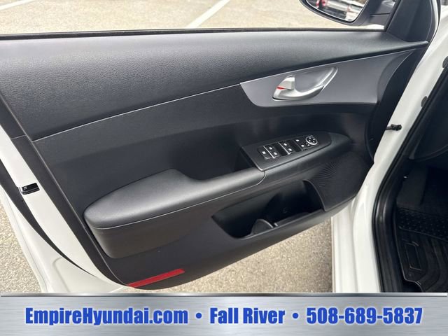 Used 2024 Kia Forte LXS FWD image 16