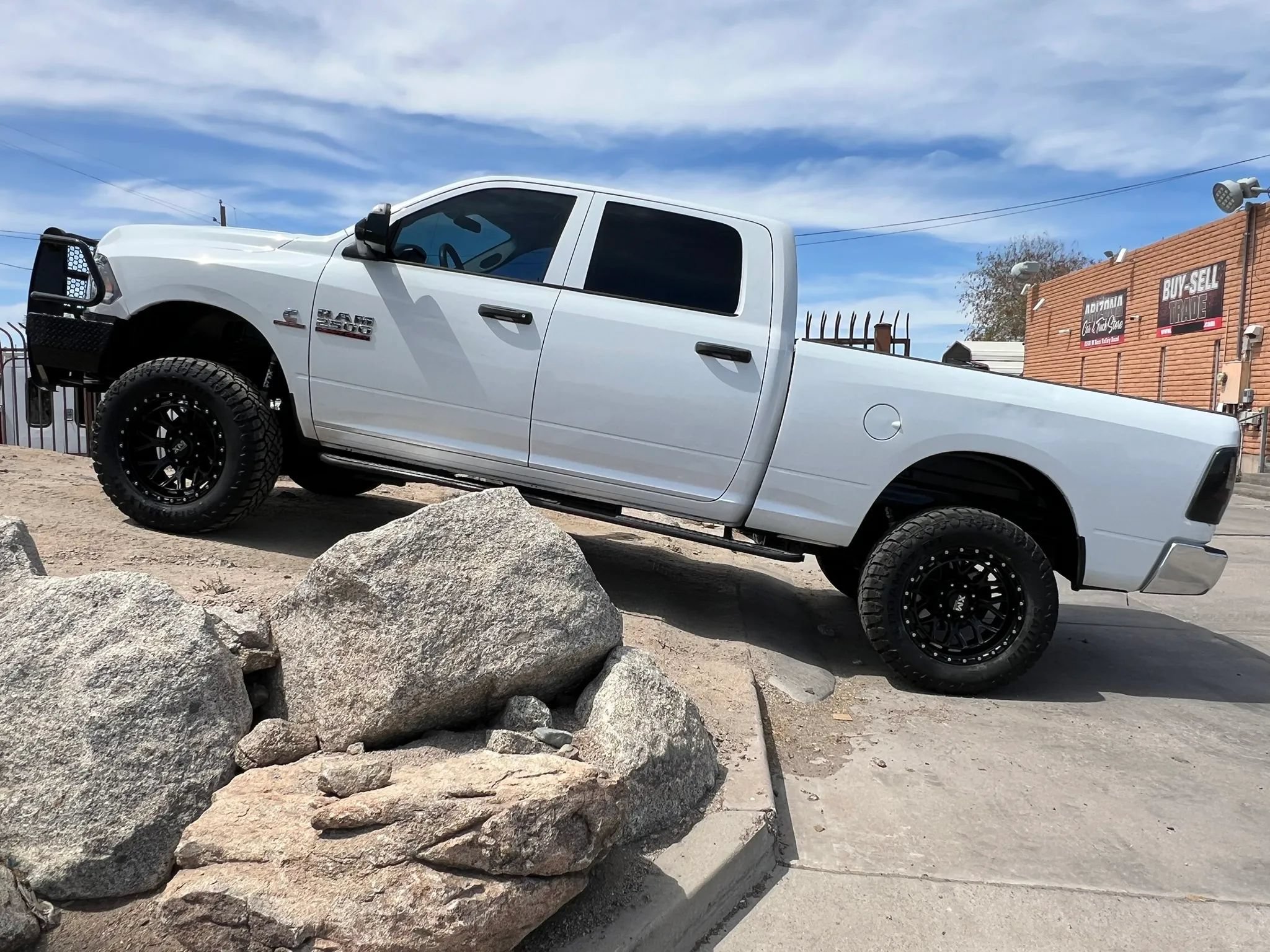 Used 2016 RAM 2500 Tradesman w/ Chrome Appearance Group AWD/4WD image 1