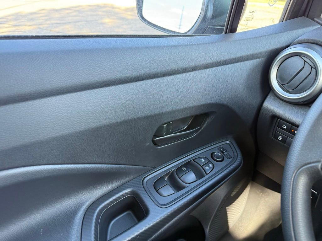 New 2025 Nissan Versa S w/ Trunk Package image 31