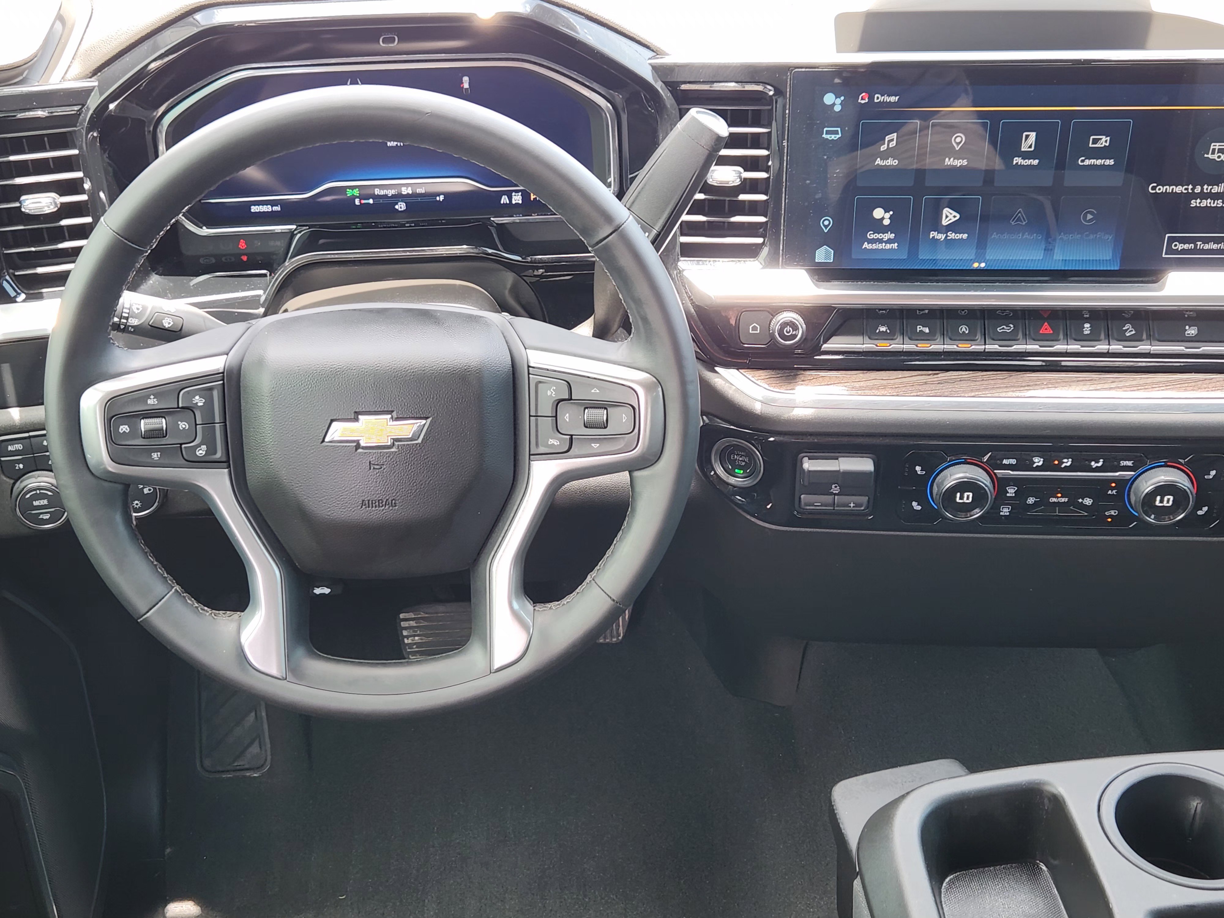 Used 2024 Chevrolet Silverado 1500 LT w/ Z71 Off-Road Package AWD/4WD image 26