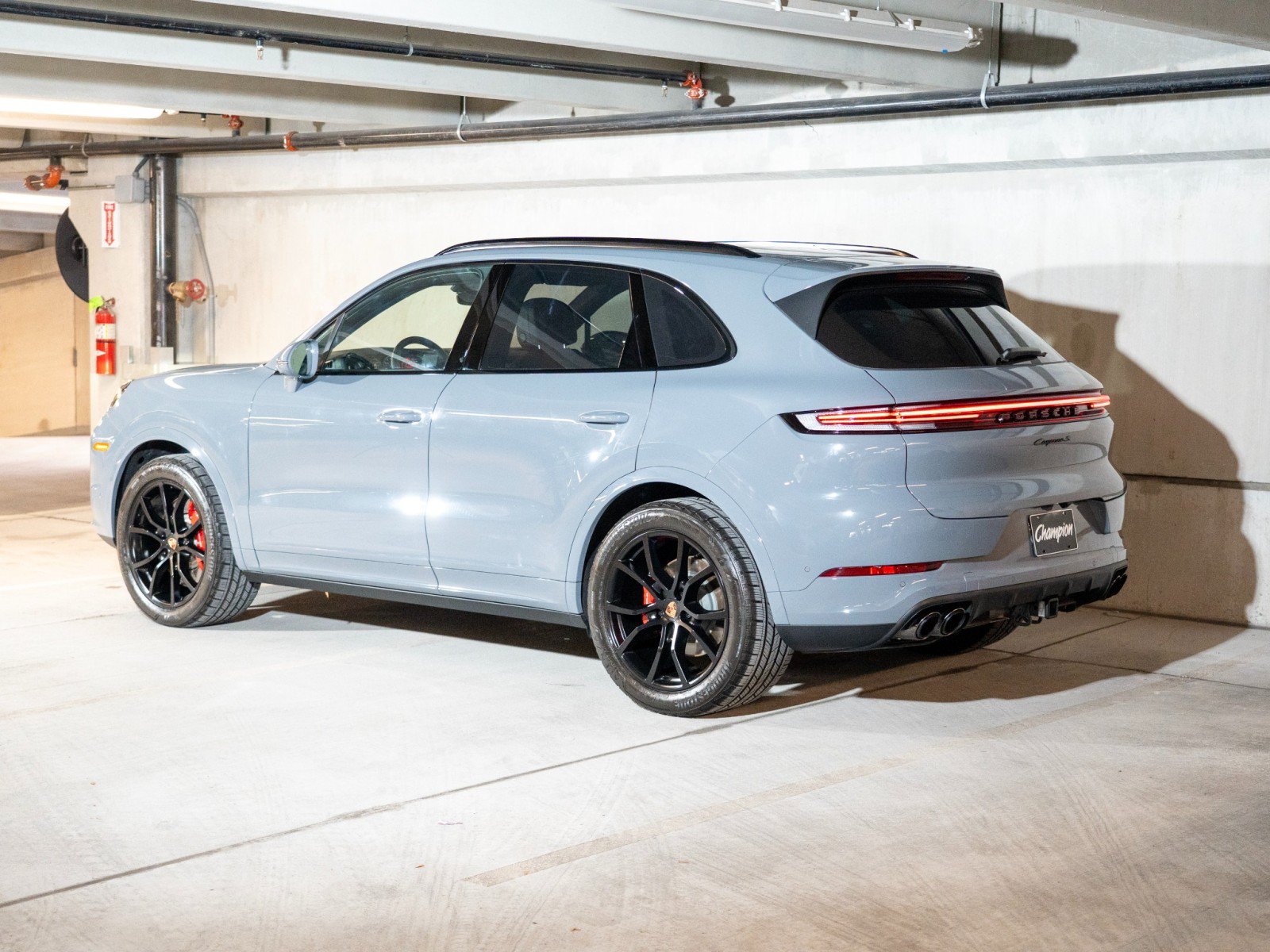 Certified 2026 Porsche Cayenne S AWD/4WD image 3