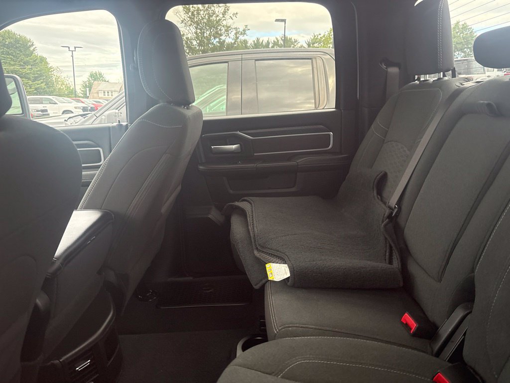 Used 2025 RAM 2500 Big Horn AWD/4WD image 8