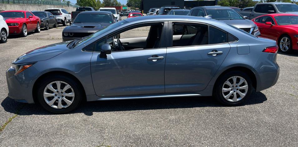 Used 2020 Toyota Corolla LE FWD image 9