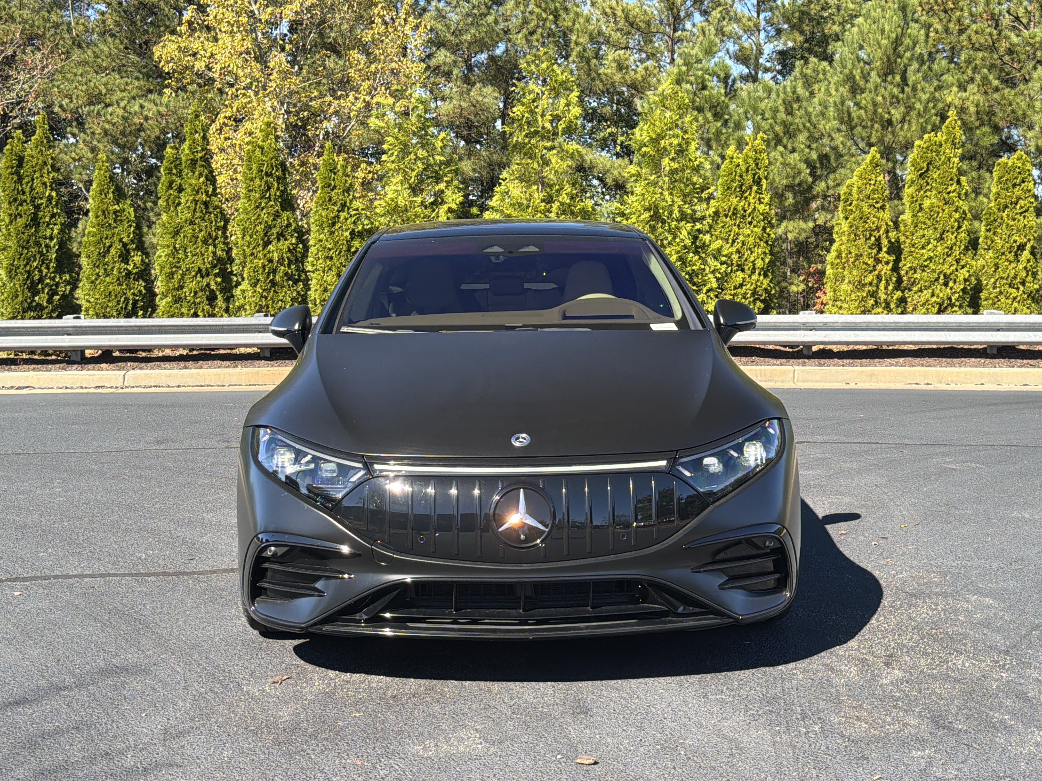 Used 2022 Mercedes-Benz EQS AMG 4MATIC w/ Exclusive Trim Package image 14