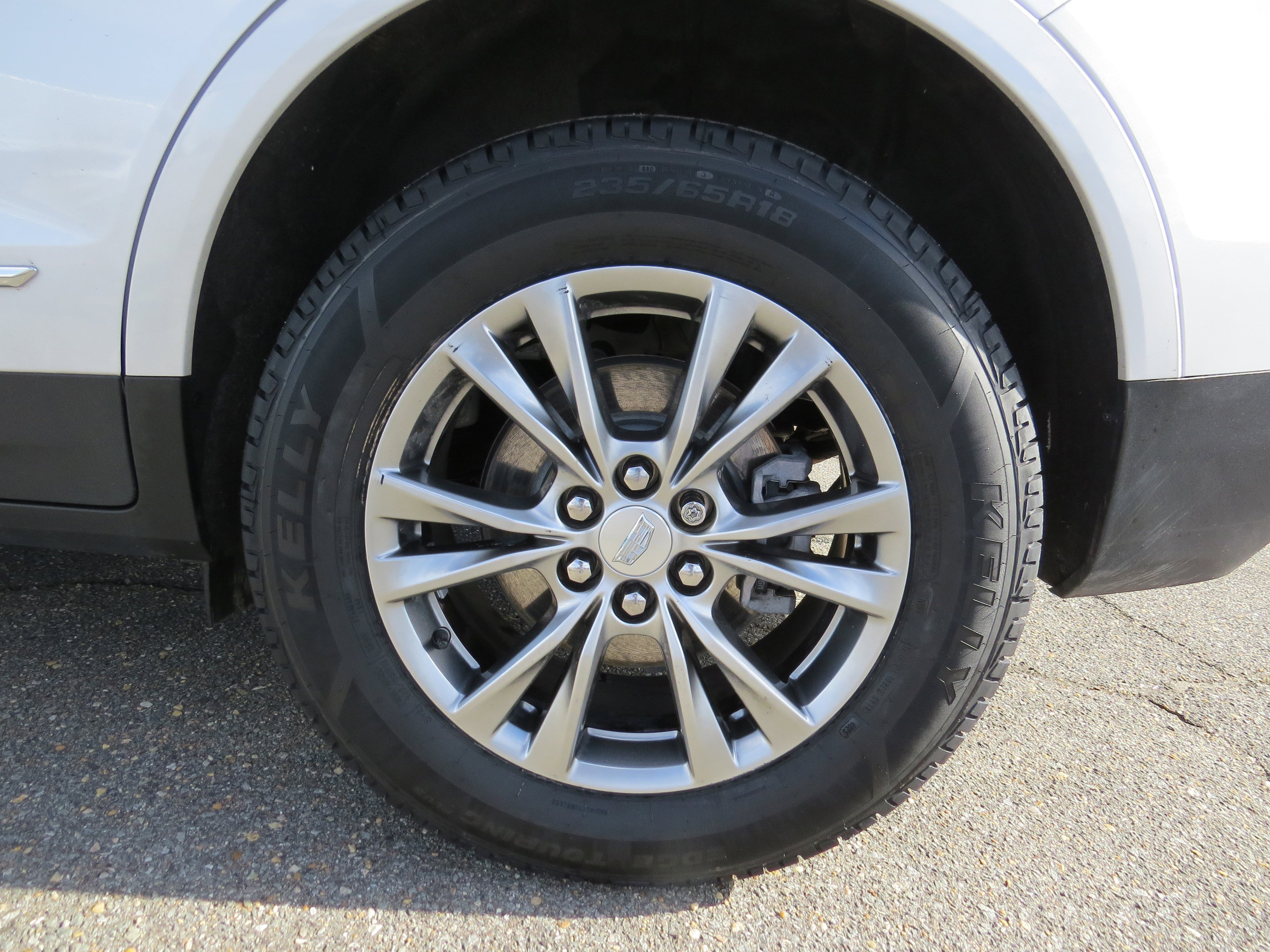 Certified 2023 Cadillac XT5 Premium Luxury w/ LPO, Floor Liner Package image 12