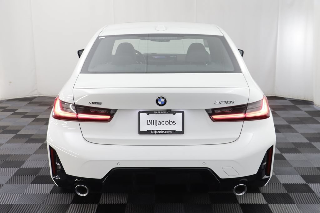 Used 2026 BMW 330i xDrive Sedan AWD/4WD image 17