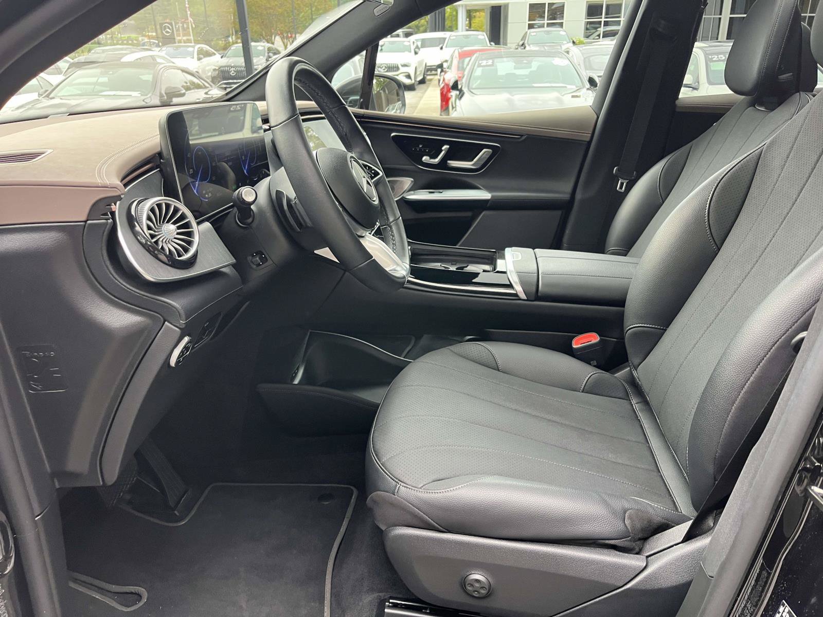 Certified 2023 Mercedes-Benz EQE 350+ 4MATIC SUV image 37