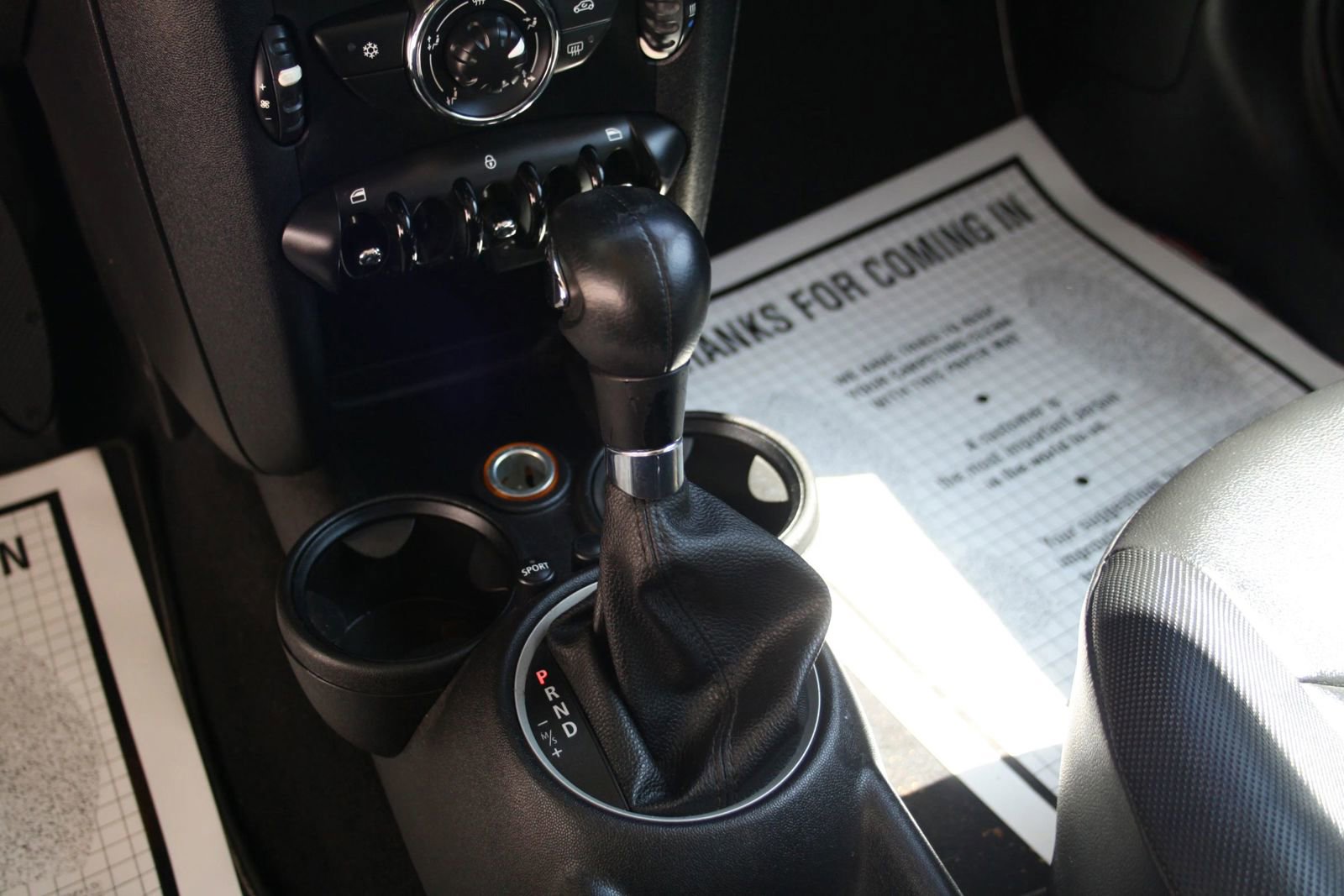 Used 2011 MINI Cooper Hardtop image 15