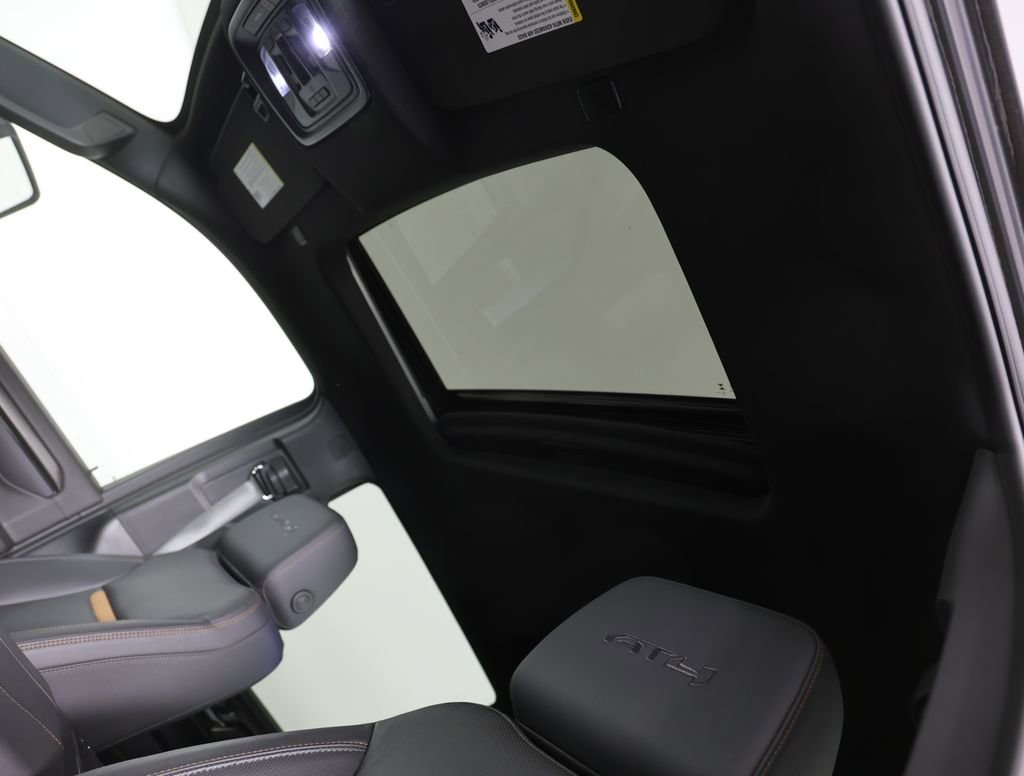Certified 2025 GMC Sierra 2500 AT4 w/ Max Trailering Package image 4