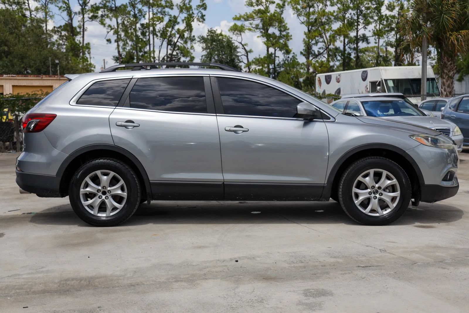 Used 2015 MAZDA CX-9 Touring w/ Touring Technology Package FWD image 8