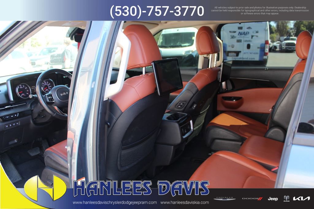 Used 2022 Kia Carnival SX FWD image 17