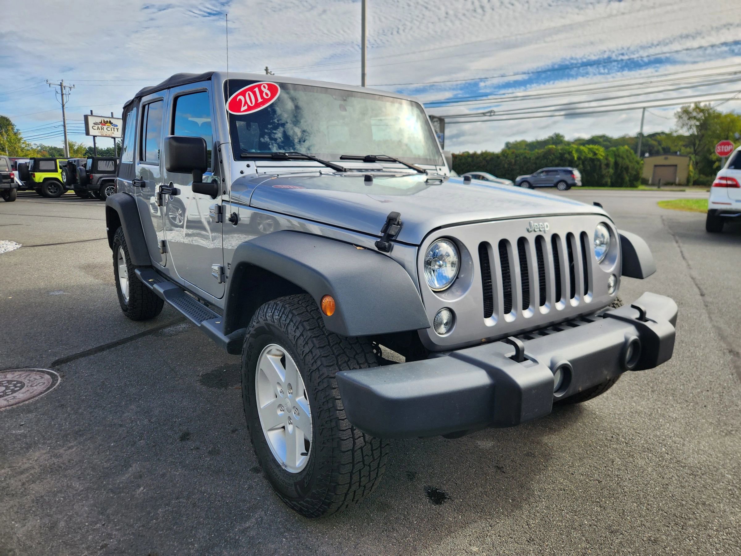 Used 2018 Jeep Wrangler Unlimited Sport S image 19
