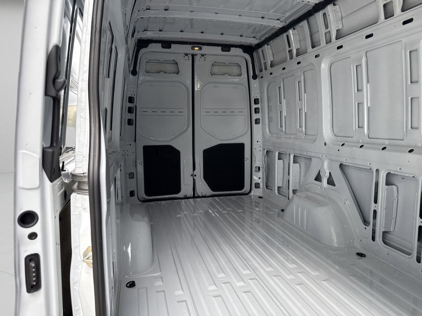 New 2025 Mercedes-Benz Sprinter 2500 image 11