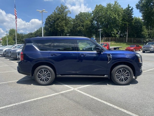 New 2025 Nissan Armada SL image 9