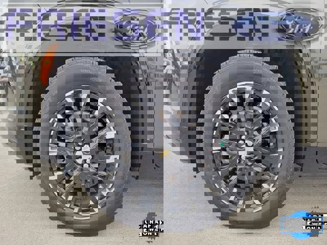 Used 2024 Chevrolet Traverse RS image 9