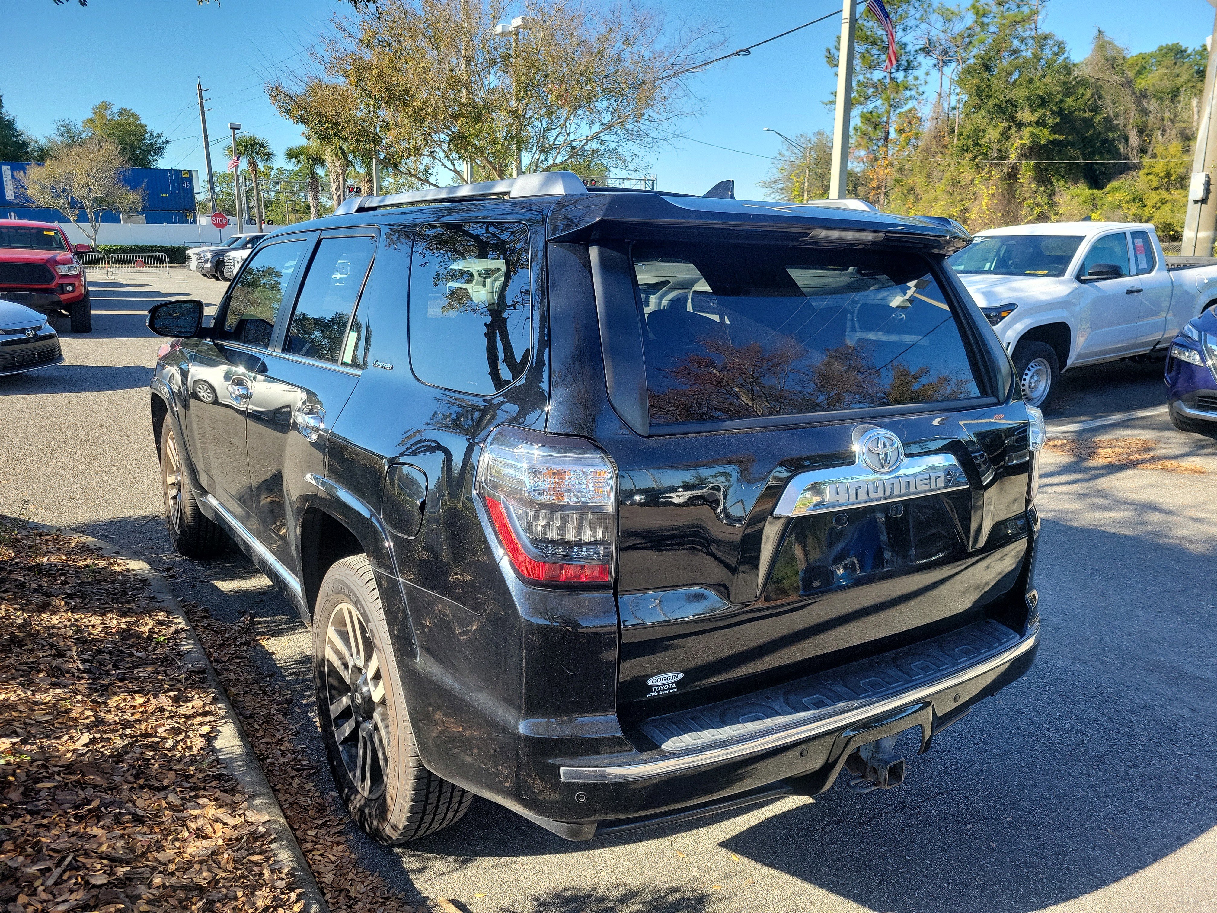 Used 2016 Toyota 4Runner Limited image 23