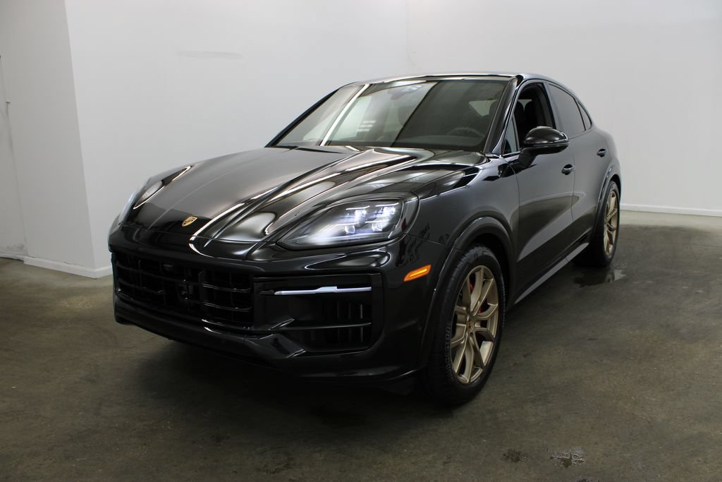 Certified 2026 Porsche Cayenne GTS AWD/4WD image 1
