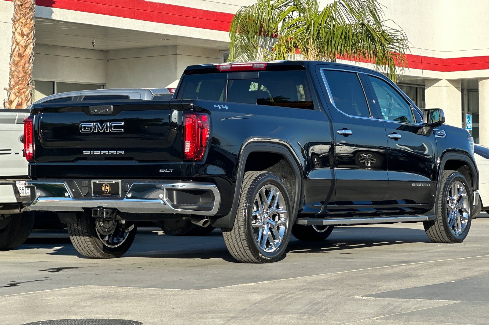 New 2026 GMC Sierra 1500 SLT w/ SLT Premium Plus Package image 6