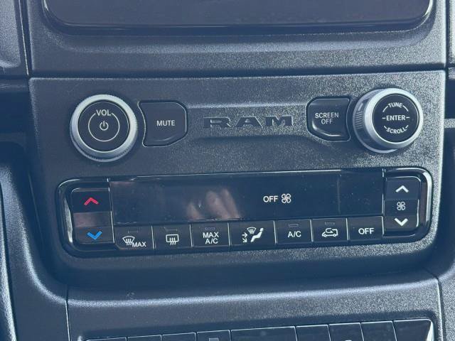 Used 2025 RAM ProMaster 2500 w/ Convenience Group FWD image 26