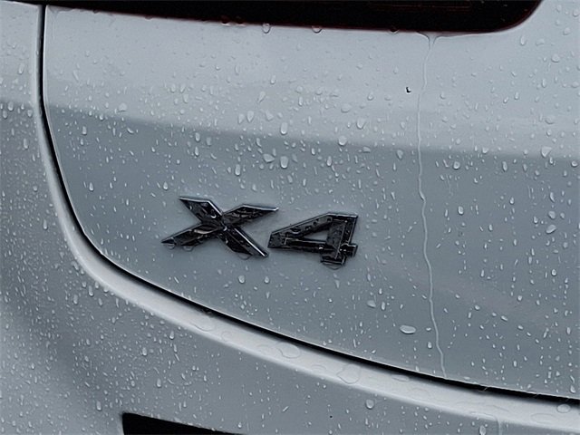 Used 2025 BMW X4 xDrive30i w/ Premium Package image 23