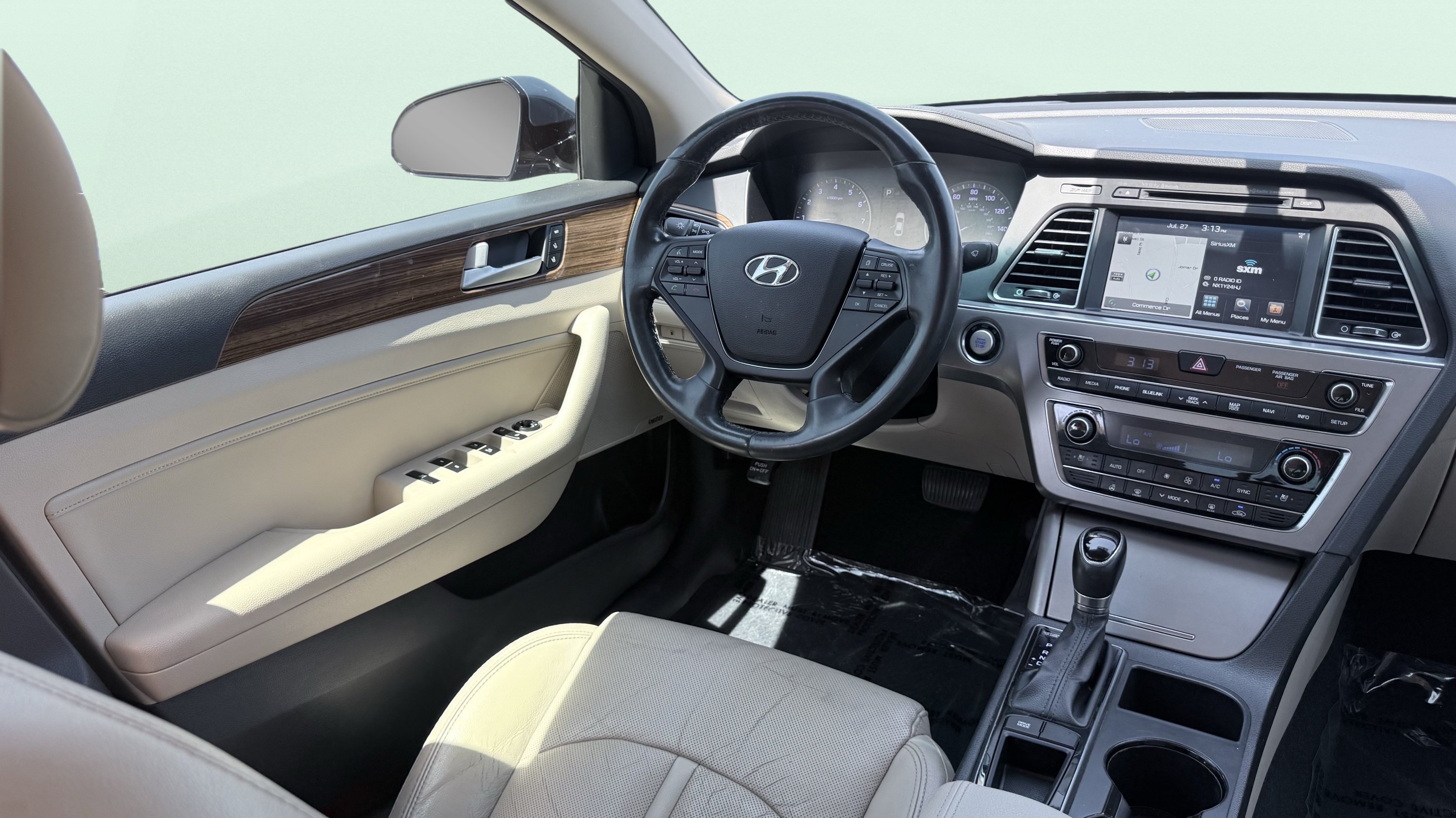 Used 2015 Hyundai Sonata Limited w/ Option Group 05 FWD image 38