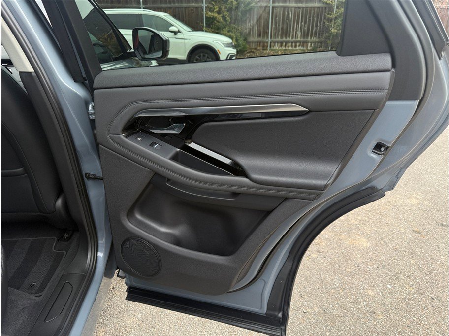 Used 2021 Land Rover Range Rover Evoque SE image 33