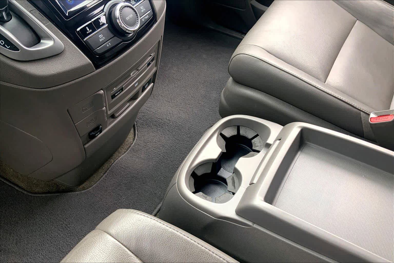 Used 2014 Honda Odyssey EX-L image 17