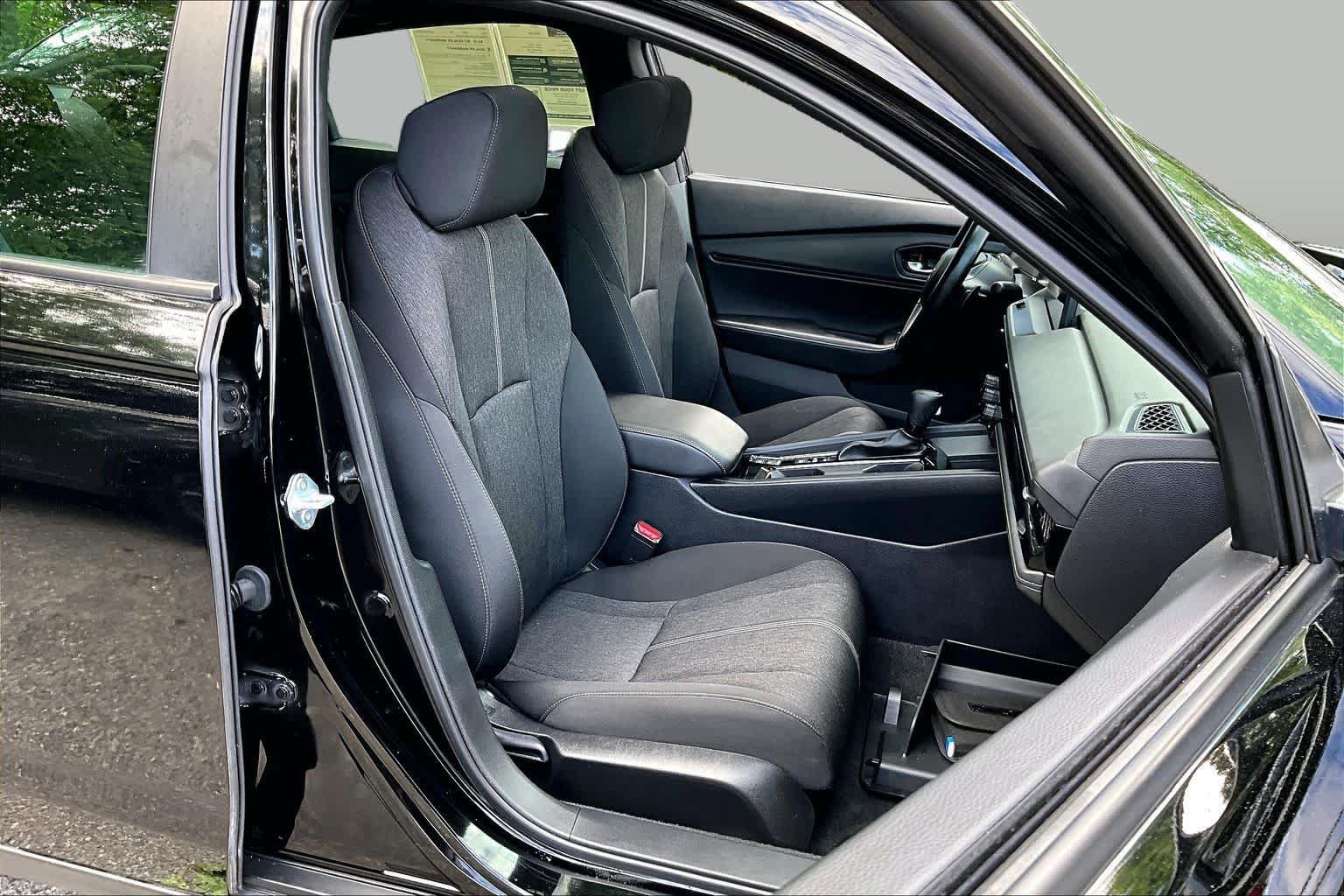 Used 2023 Honda Accord Sport image 8