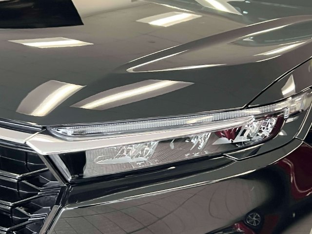 Used 2024 Honda CR-V EX-L image 11