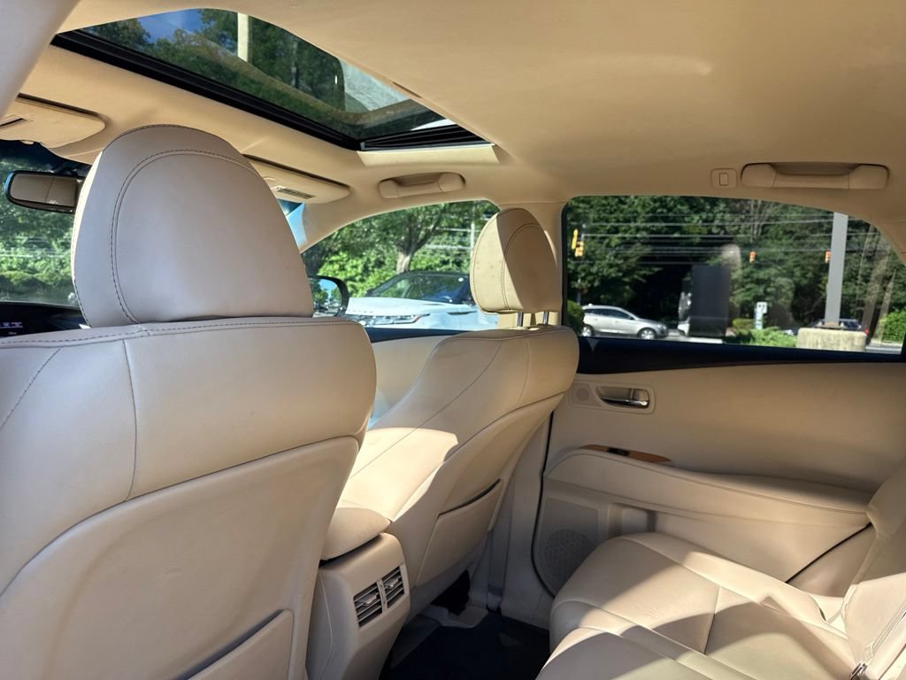 Used 2015 Lexus RX 450h AWD image 10