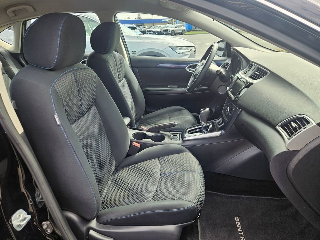 Used 2019 Nissan Sentra SR image 29