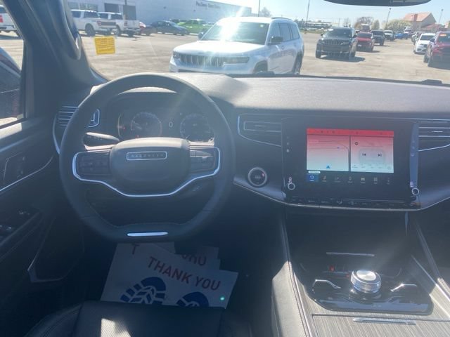 New 2024 Jeep Wagoneer Series III w/ Flexible Seating Group AWD/4WD image 14