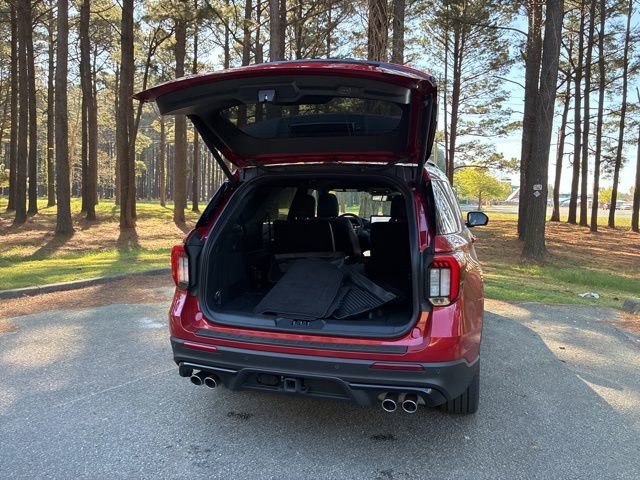 Used 2025 Ford Explorer ST w/ Sun And Sound Package image 18