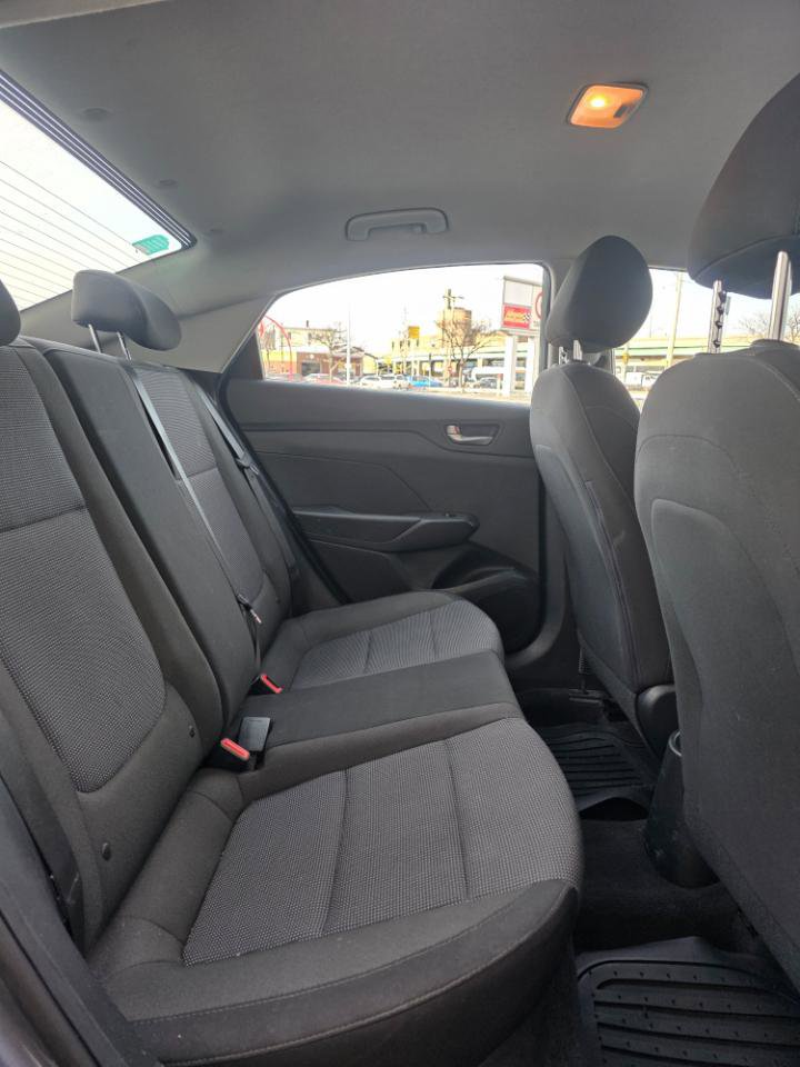 Used 2018 Hyundai Accent SE image 11