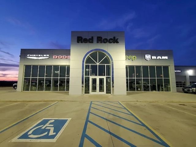 Used 2023 Jeep Grand Cherokee Laredo image 14