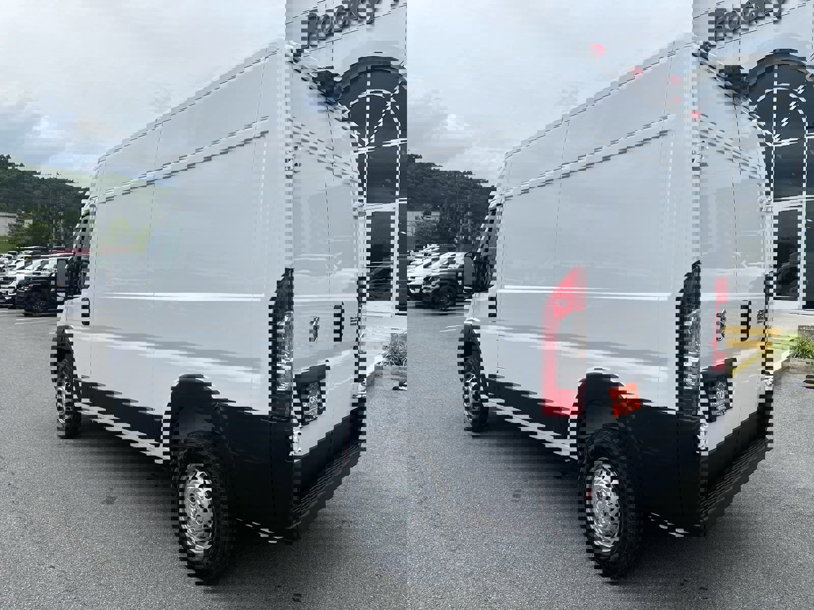 New 2024 RAM ProMaster 2500 w/ Convenience Group image 9