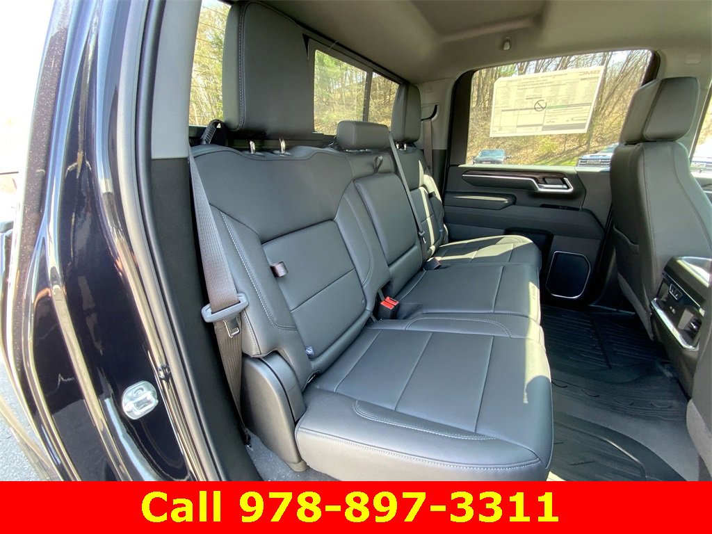 New 2025 GMC Sierra 2500 SLT w/ SLT Premium Package image 28