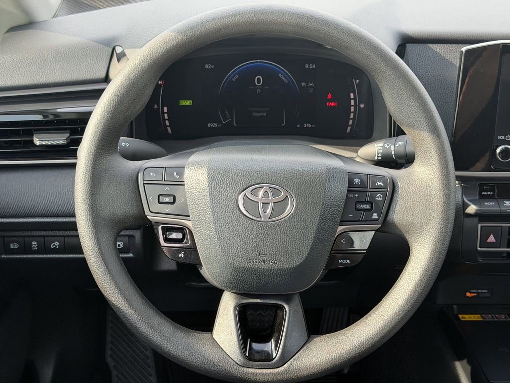 Used 2026 Toyota Camry LE FWD image 16