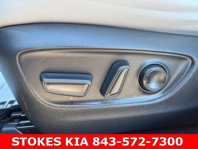 Used 2020 Toyota RAV4 XLE image 20