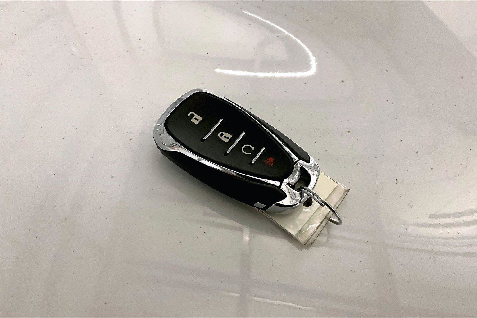 Used 2025 Chevrolet Trax LT w/ LT Convenience Package image 9