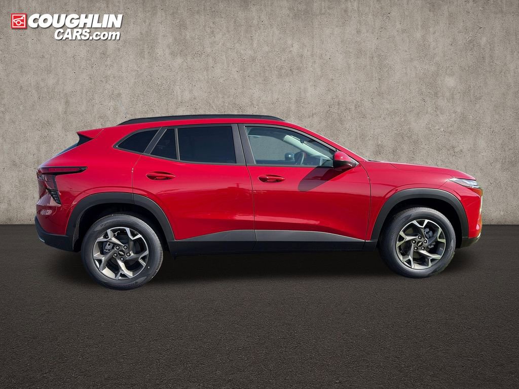 New 2026 Chevrolet Trax LT w/ Driver Confidence Package FWD image 6