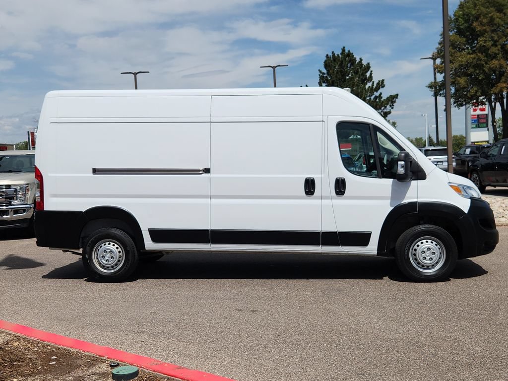 Used 2025 RAM ProMaster 2500 w/ Convenience Group FWD image 2