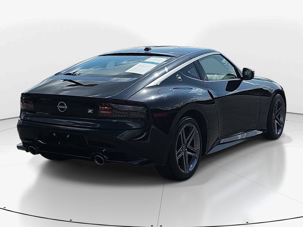 Used 2025 Nissan Z Performance w/ Floor Mat Package RWD image 6