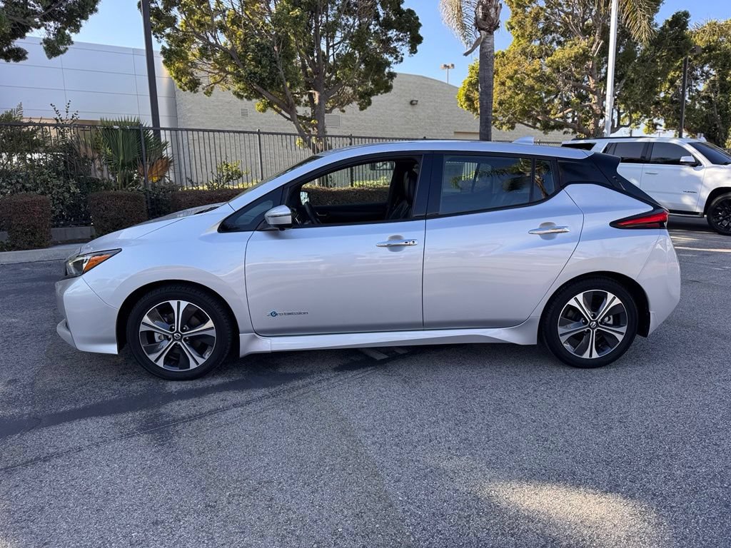 Certified 2018 Nissan Leaf SL w/ SL Technology Package FWD image 5