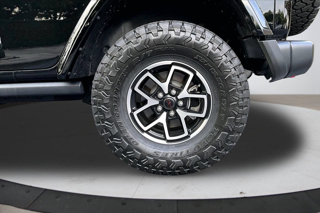 Used 2024 Jeep Wrangler Unlimited Rubicon w/ Technology Group AWD/4WD image 34