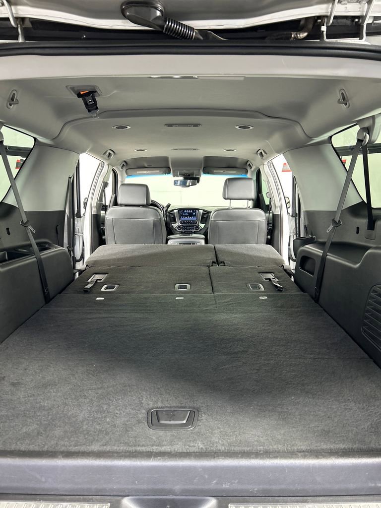 Used 2020 Chevrolet Suburban LT AWD/4WD image 21
