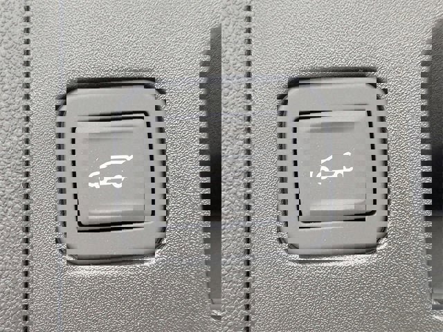 New 2025 Cadillac XT5 Premium Luxury w/ LPO, Floor Liner Package image 13